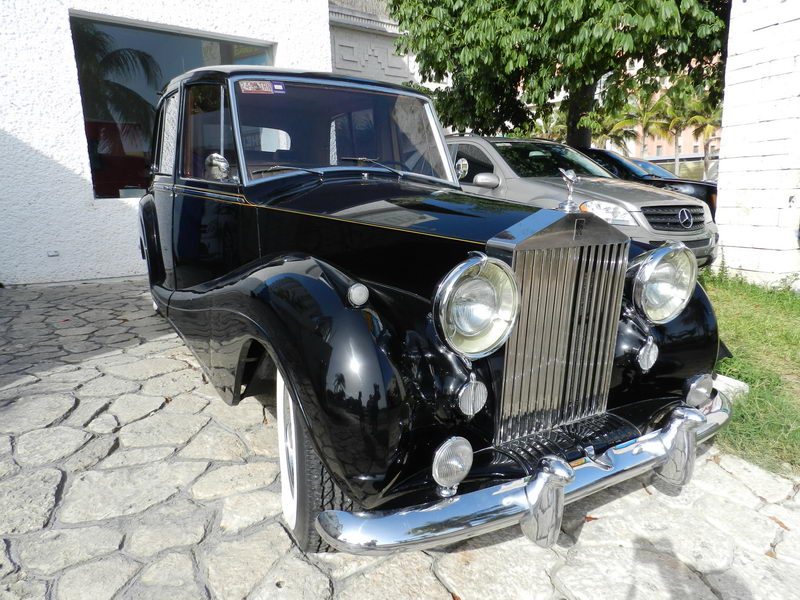 Roll Royce car
