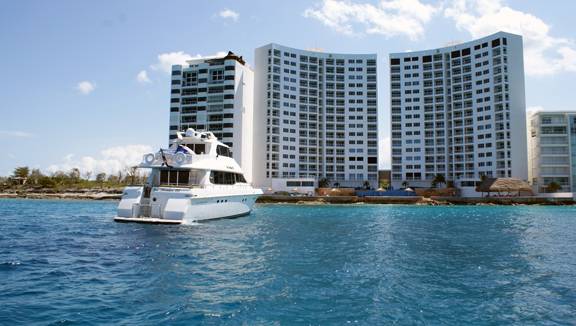 Marina and villa Cozumel