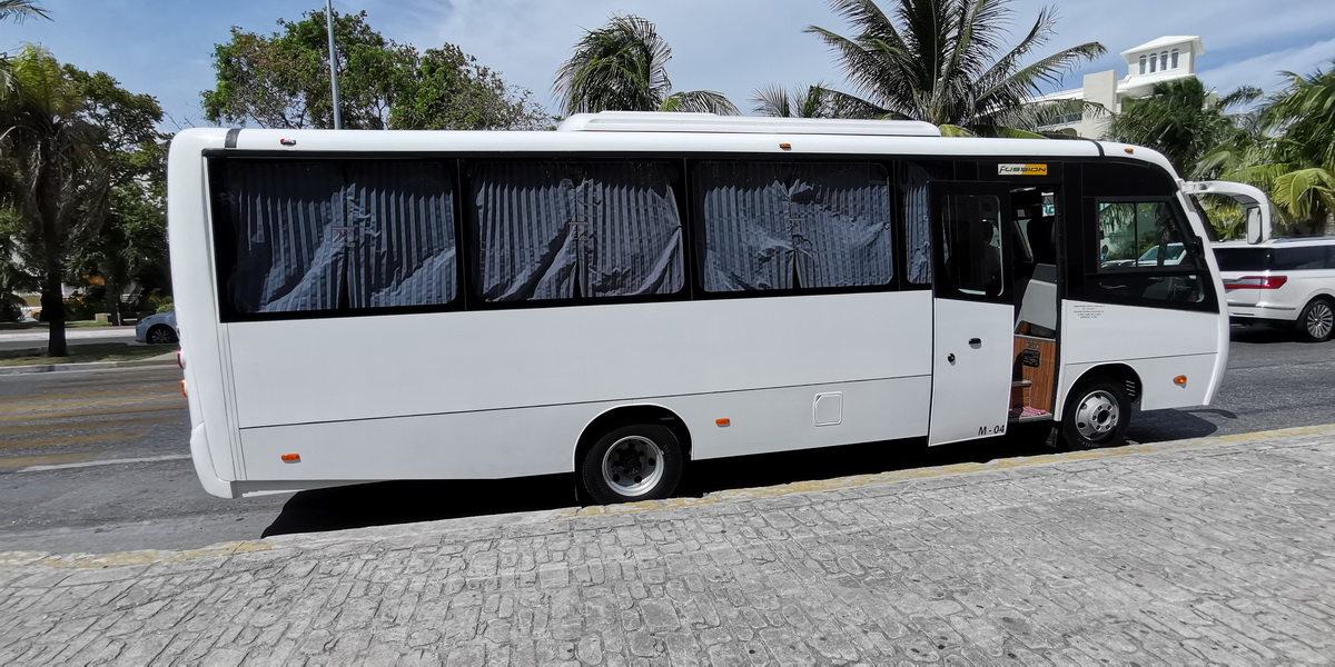 Mini Bus 25 / 29 seats for private transportation
