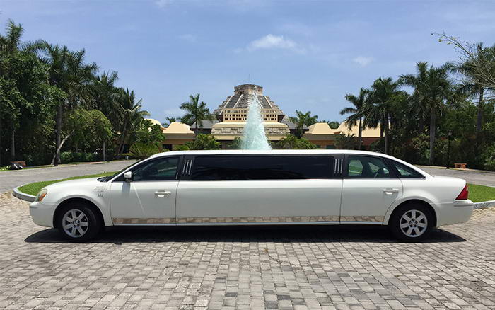 ford limo riviera maya